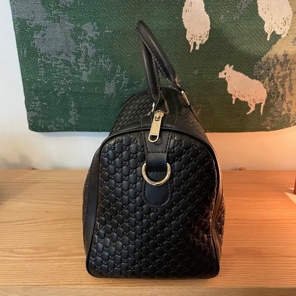 Black Top Handle Crossbody Carryon Bag - Picture 4 of 13